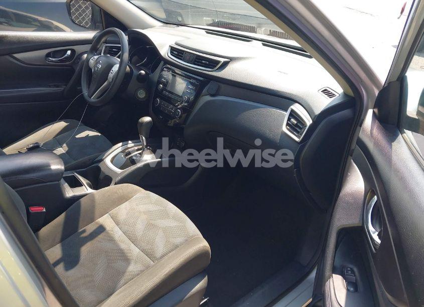 Photo 5 of 2016 Nissan Rogue S (VIN KNMAT2MV5GP648240)