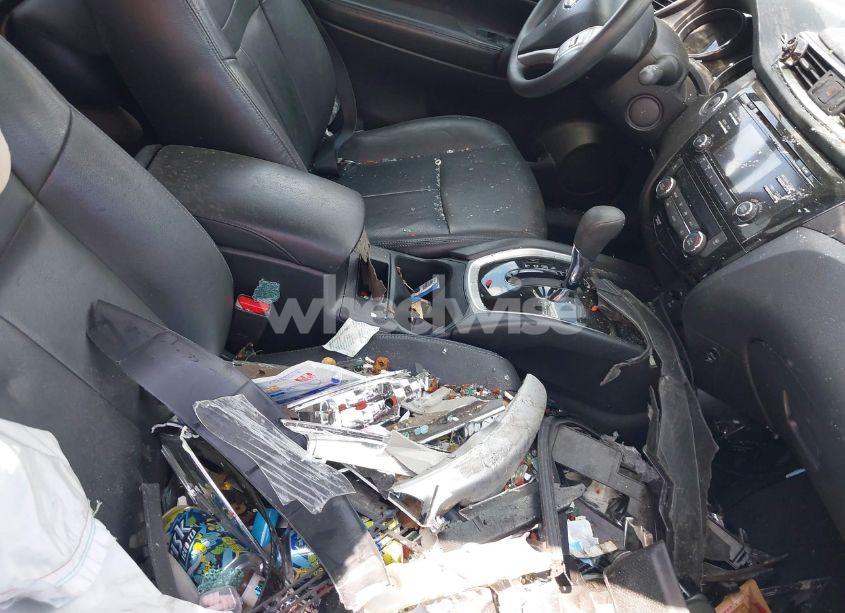 Photo 5 of 2016 Nissan Rogue SV (VIN KNMAT2MV5GP674644)