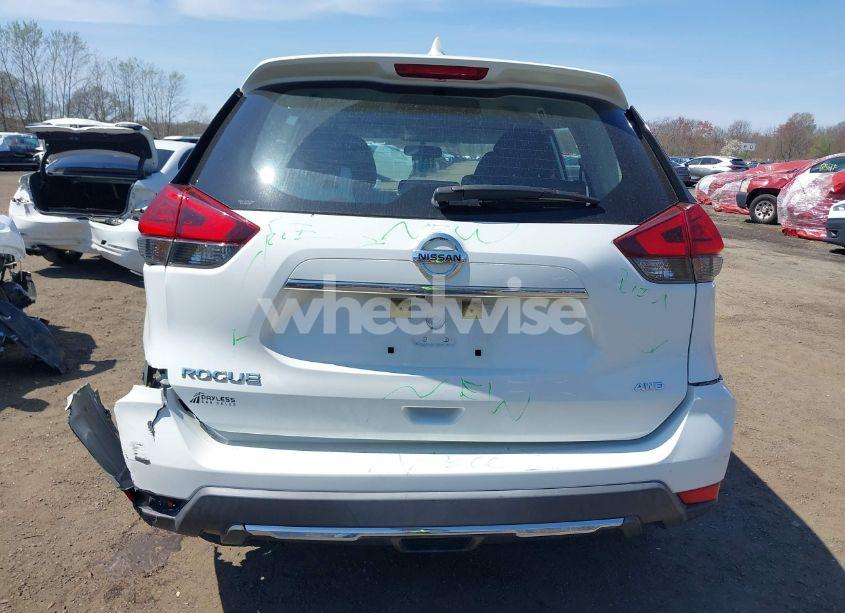 Photo 16 of 2017 Nissan Rogue S (VIN KNMAT2MV5HP517567)