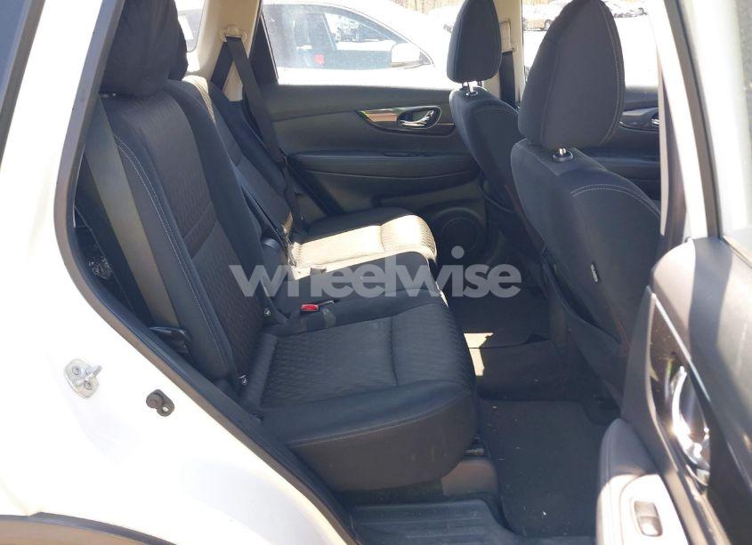 Photo 8 of 2017 Nissan Rogue S (VIN KNMAT2MV5HP517567)