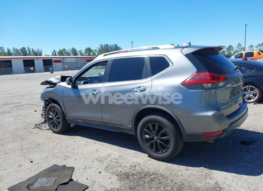 Photo 14 of 2018 Nissan Rogue SV (VIN KNMAT2MV5JP561638)