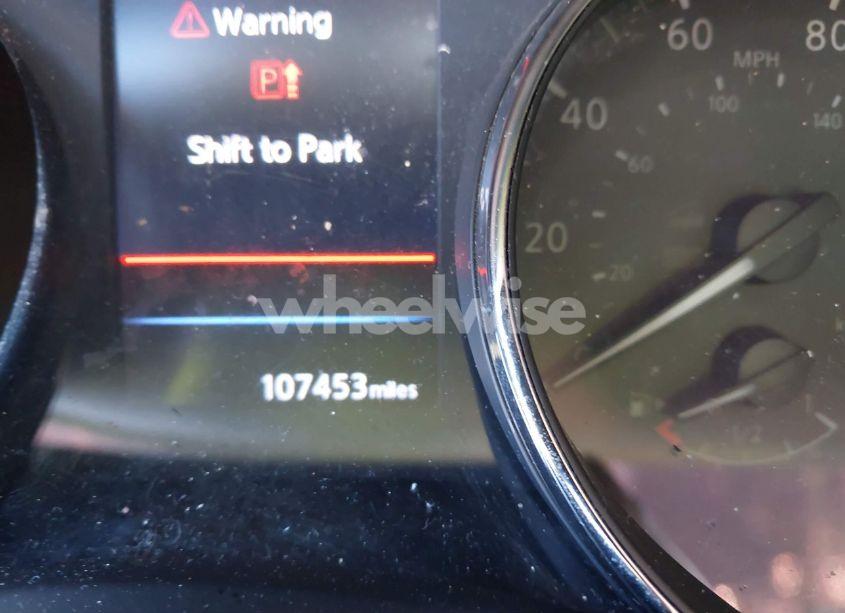 Photo 15 of 2018 Nissan Rogue SV (VIN KNMAT2MV5JP561638)