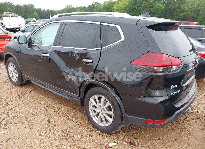 Photo 3 of 2018 Nissan Rogue SV (VIN KNMAT2MV5JP610322)