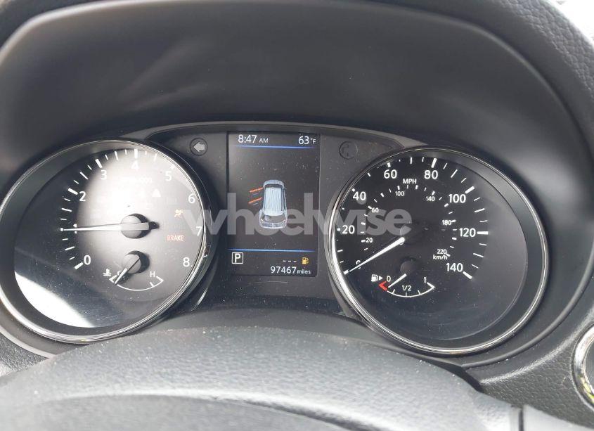 Photo 7 of 2018 Nissan Rogue SV (VIN KNMAT2MV5JP610322)