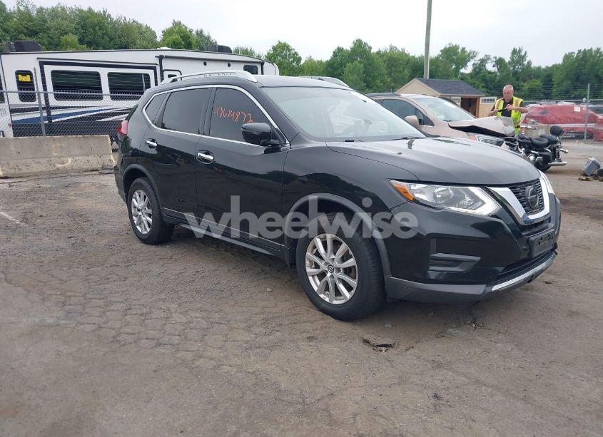 2018 Nissan Rogue SV (VIN KNMAT2MV5JP621983) main photo