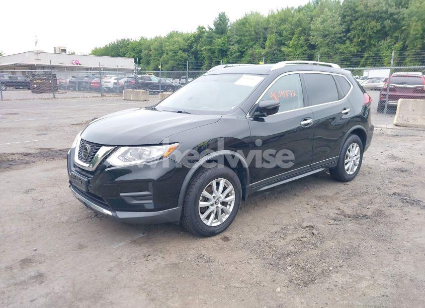 Photo 2 of 2018 Nissan Rogue SV (VIN KNMAT2MV5JP621983)