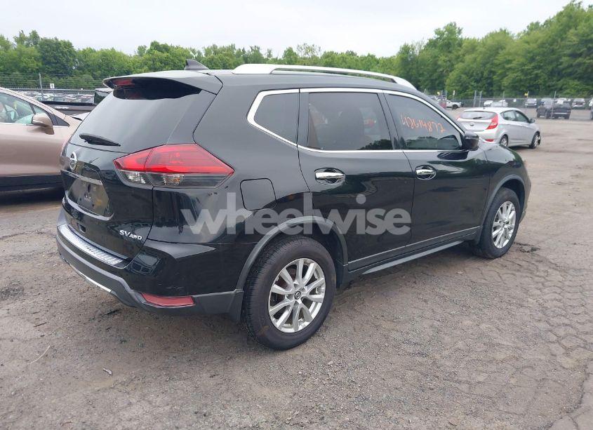 Photo 4 of 2018 Nissan Rogue SV (VIN KNMAT2MV5JP621983)