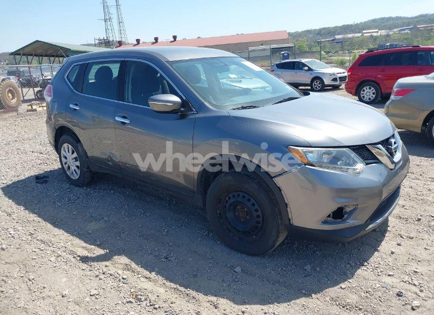 2015 Nissan Rogue S (VIN KNMAT2MV6FP523326) main photo