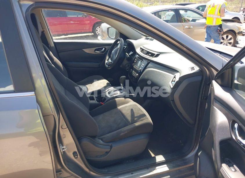 Photo 5 of 2015 Nissan Rogue S (VIN KNMAT2MV6FP523326)