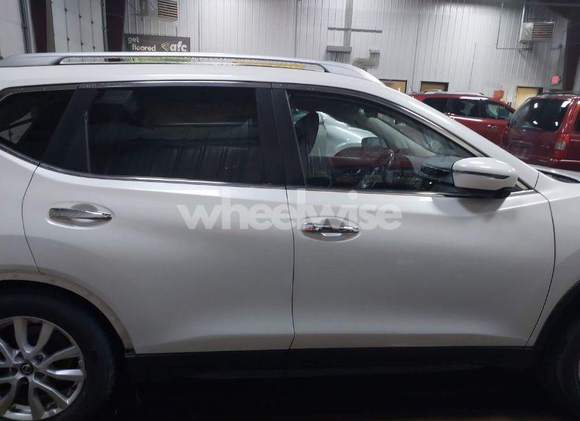 Photo 14 of 2017 Nissan Rogue SV (VIN KNMAT2MV6HP521935)