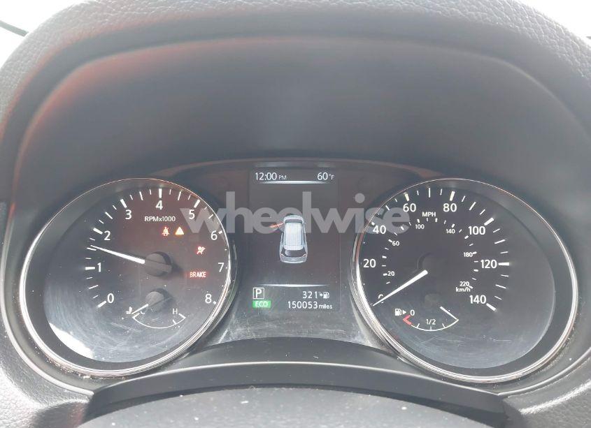 Photo 7 of 2017 Nissan Rogue SV (VIN KNMAT2MV6HP619038)