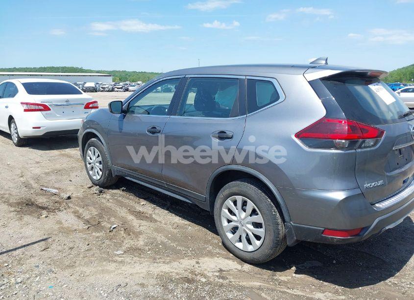 Photo 14 of 2019 Nissan Rogue S (VIN KNMAT2MV6KP505063)