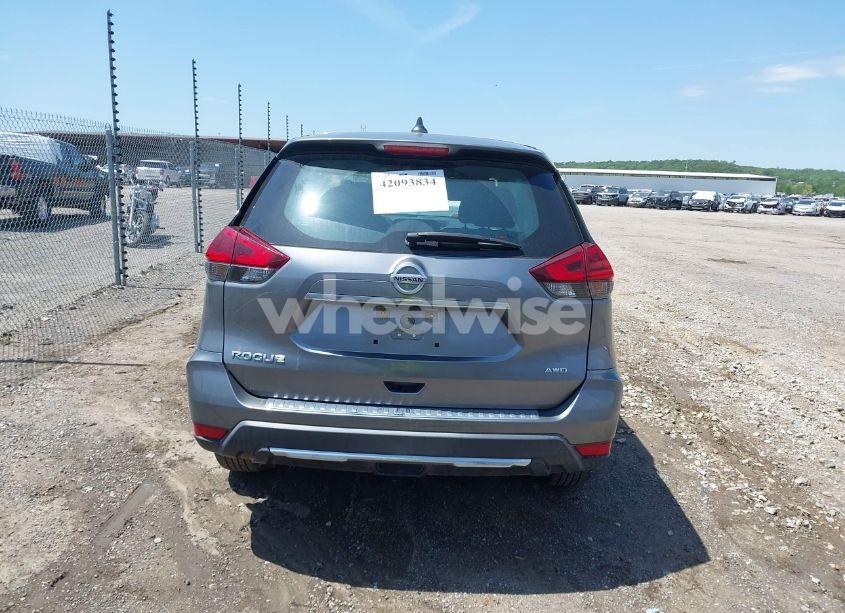 Photo 16 of 2019 Nissan Rogue S (VIN KNMAT2MV6KP505063)