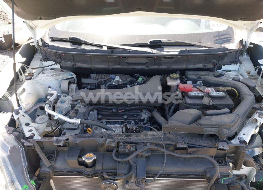 Photo 10 of 2016 Nissan Rogue S (VIN KNMAT2MV7GP592950)