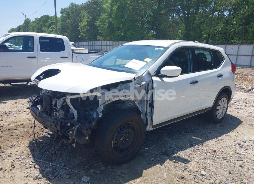 Photo 2 of 2017 Nissan Rogue S (VIN KNMAT2MV7HP533088)