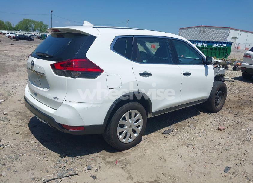 Photo 4 of 2017 Nissan Rogue S (VIN KNMAT2MV7HP533088)