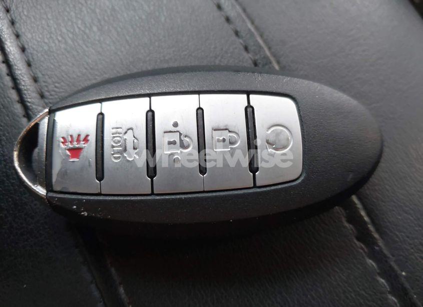 Photo 11 of 2017 Nissan Rogue SV (VIN KNMAT2MV7HP593789)