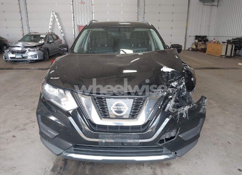 Photo 12 of 2017 Nissan Rogue SV (VIN KNMAT2MV7HP593789)