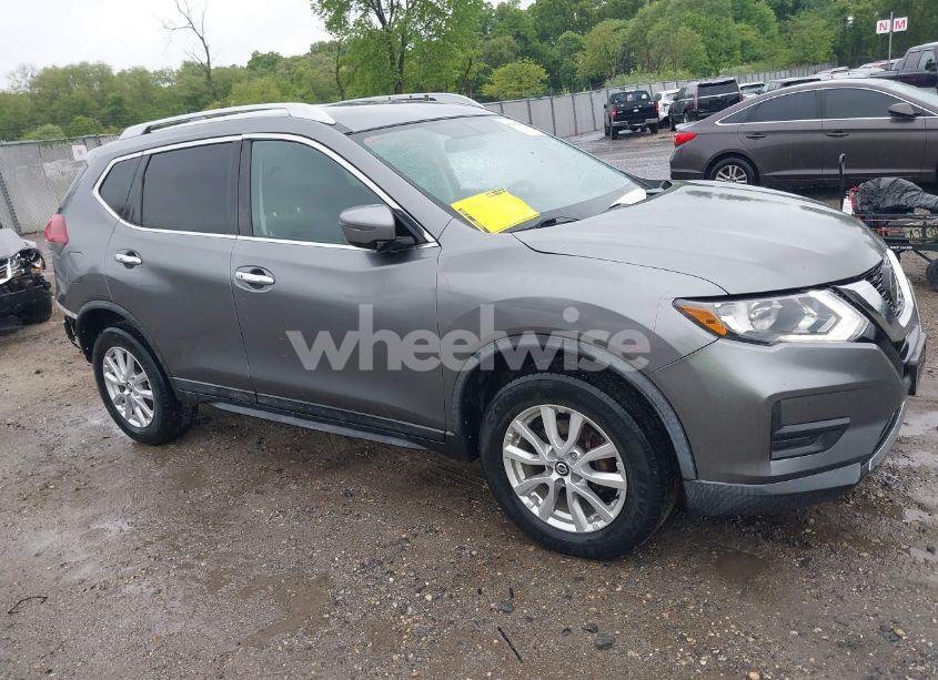 2018 Nissan Rogue SV (VIN KNMAT2MV7JP551094) main photo