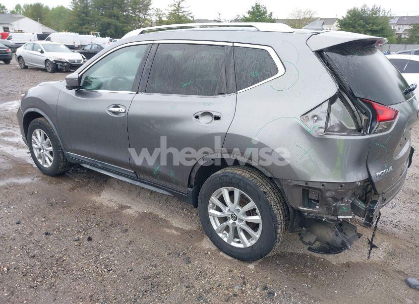 Photo 3 of 2018 Nissan Rogue SV (VIN KNMAT2MV7JP551094)