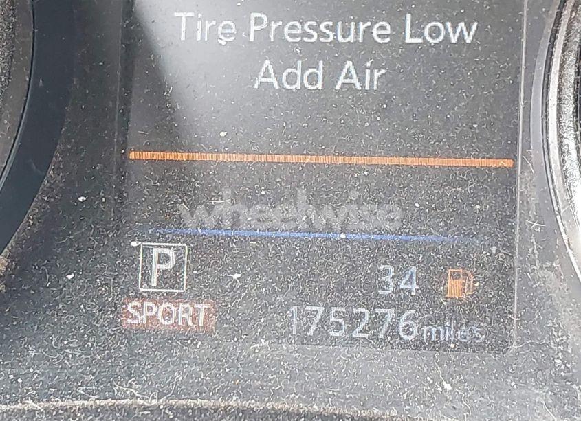 Photo 16 of 2018 Nissan Rogue SV (VIN KNMAT2MV7JP559678)