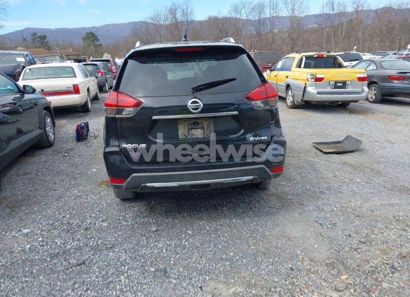 Photo 17 of 2018 Nissan Rogue SV (VIN KNMAT2MV7JP559678)