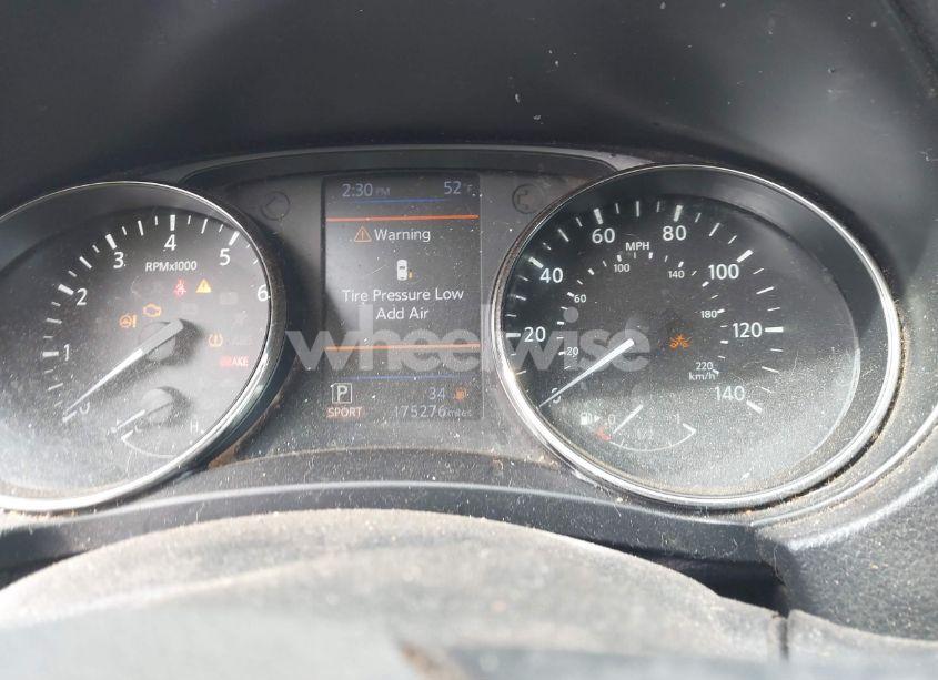 Photo 7 of 2018 Nissan Rogue SV (VIN KNMAT2MV7JP559678)