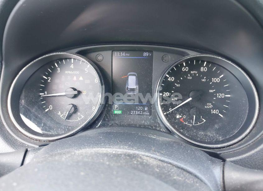 Photo 7 of 2018 Nissan Rogue S (VIN KNMAT2MV7JP571541)