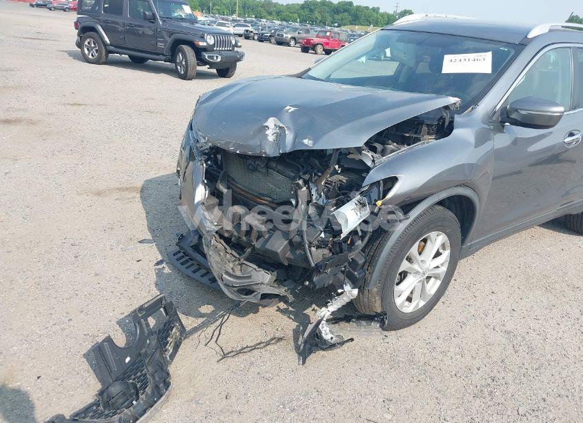 Photo 6 of 2015 Nissan Rogue SV (VIN KNMAT2MV8FP567490)