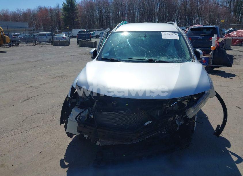 Photo 12 of 2016 Nissan Rogue SV (VIN KNMAT2MV8GP654453)