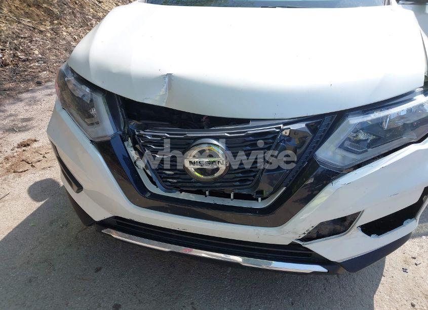 Photo 20 of 2018 Nissan Rogue SV (VIN KNMAT2MV8JP569720)