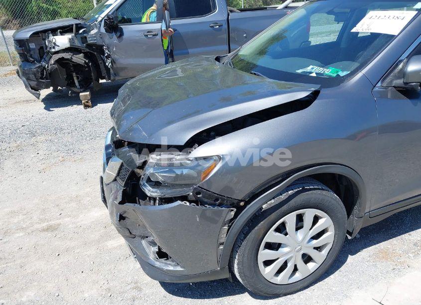 Photo 17 of 2015 Nissan Rogue S (VIN KNMAT2MV9FP564744)