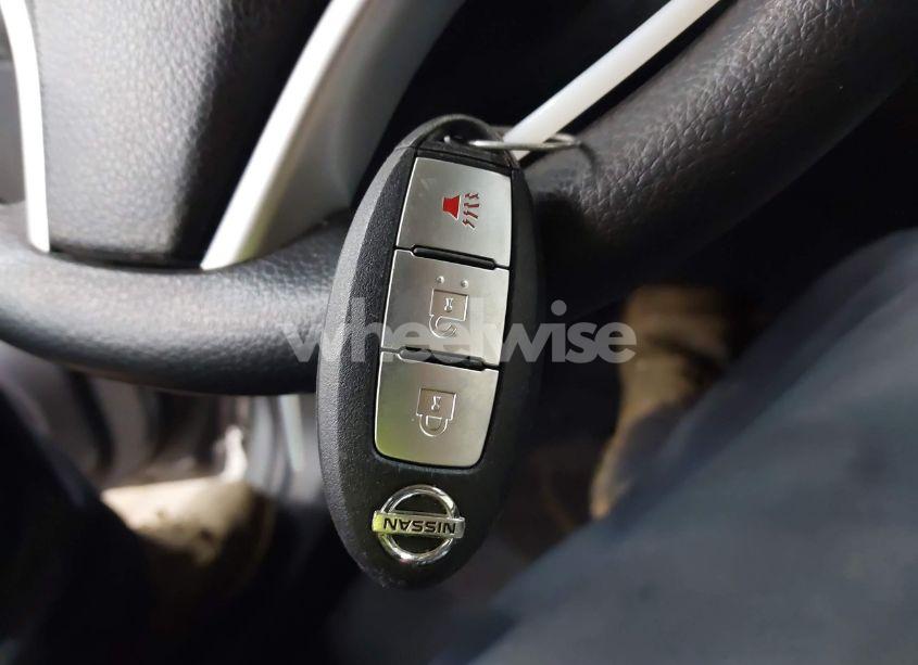 Photo 11 of 2015 Nissan Rogue SV (VIN KNMAT2MV9FP574321)