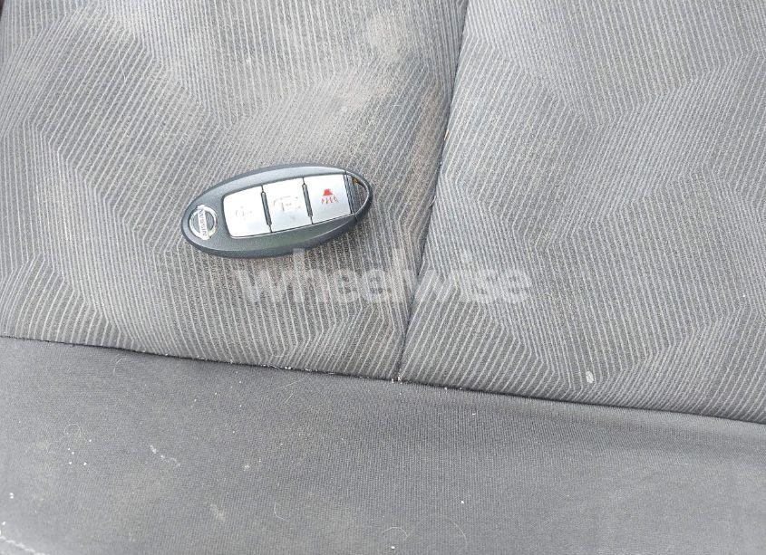 Photo 11 of 2016 Nissan Rogue SV (VIN KNMAT2MV9GP696128)