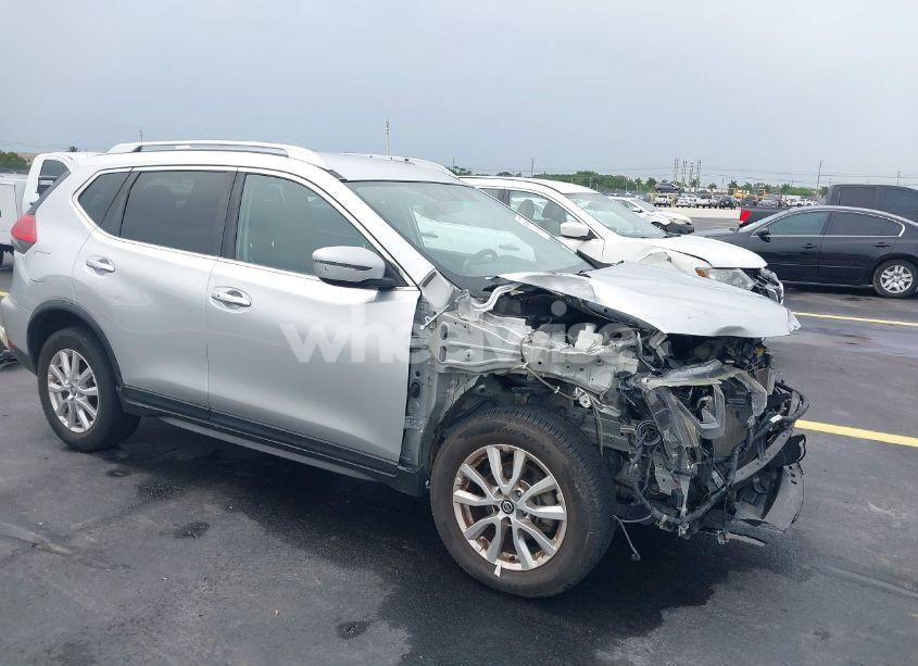 2017 Nissan Rogue SV (VIN KNMAT2MV9HP552905) main photo