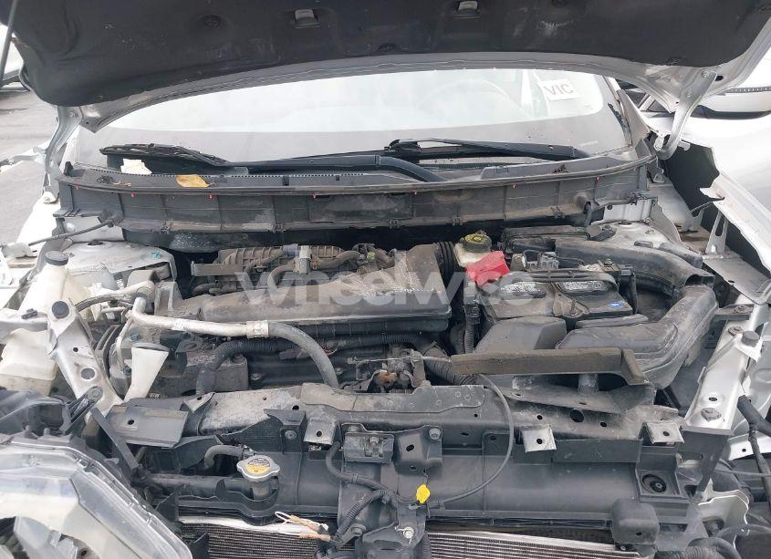 Photo 10 of 2017 Nissan Rogue SV (VIN KNMAT2MV9HP552905)