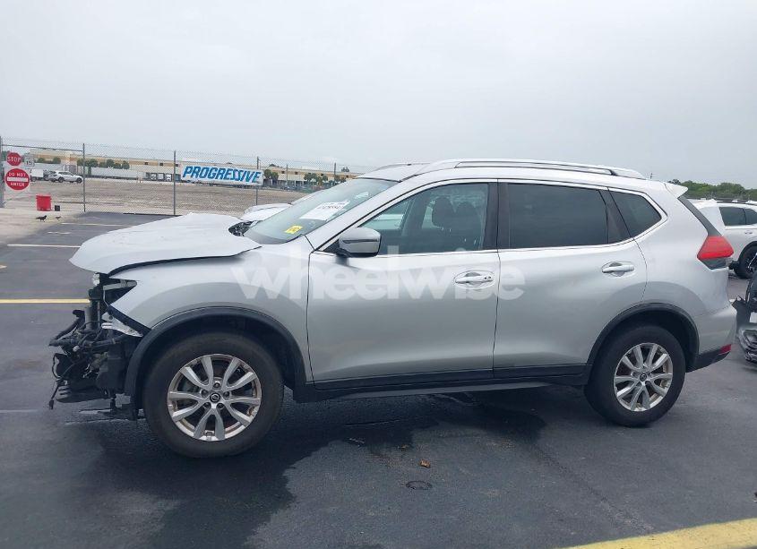Photo 15 of 2017 Nissan Rogue SV (VIN KNMAT2MV9HP552905)