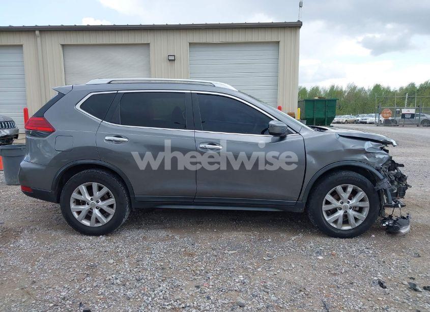 Photo 13 of 2017 Nissan Rogue SV (VIN KNMAT2MV9HP585290)