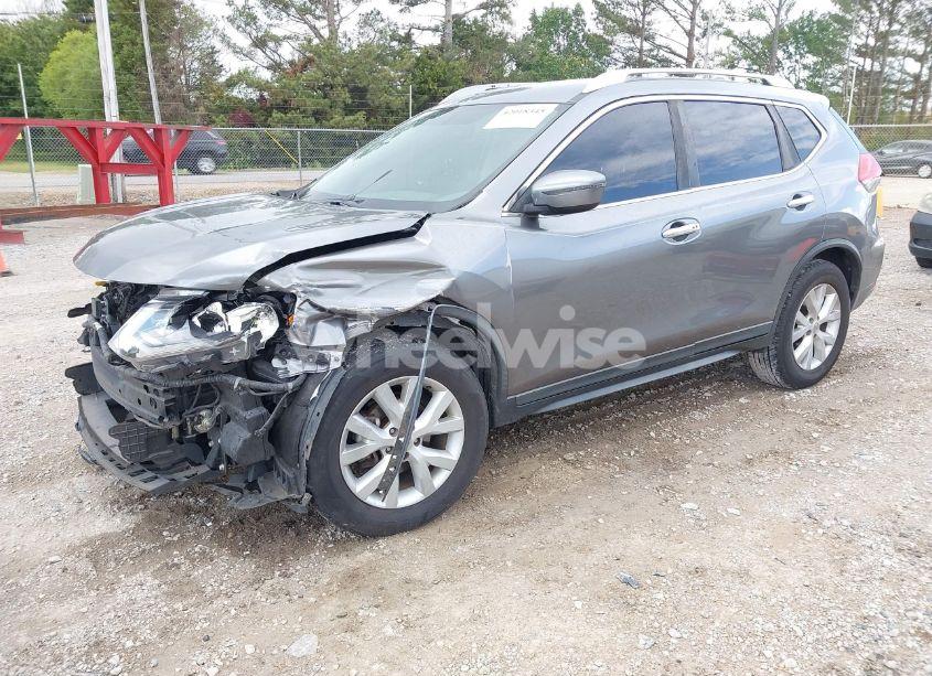 Photo 2 of 2017 Nissan Rogue SV (VIN KNMAT2MV9HP585290)