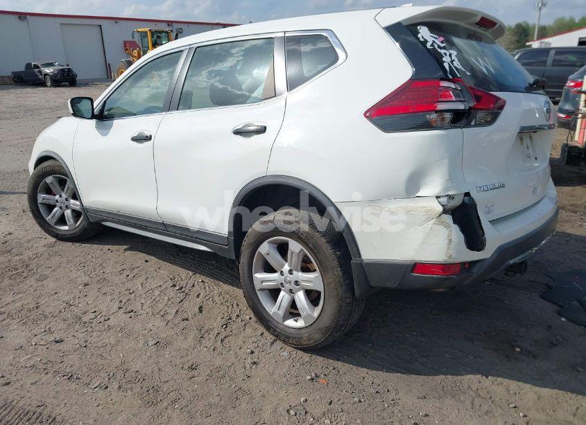 Photo 3 of 2017 Nissan Rogue S (VIN KNMAT2MV9HP613184)