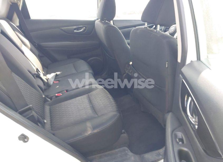 Photo 8 of 2017 Nissan Rogue S (VIN KNMAT2MV9HP613184)