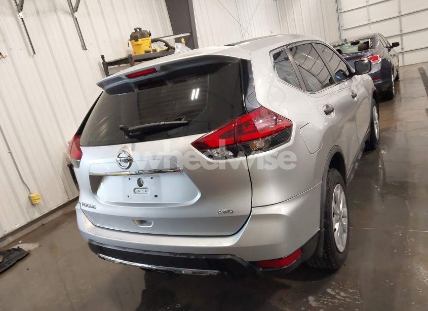 Photo 17 of 2018 Nissan Rogue S (VIN KNMAT2MV9JP514712)
