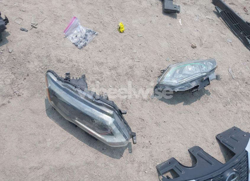 Photo 18 of 2019 Nissan Rogue S (VIN KNMAT2MV9KP518860)