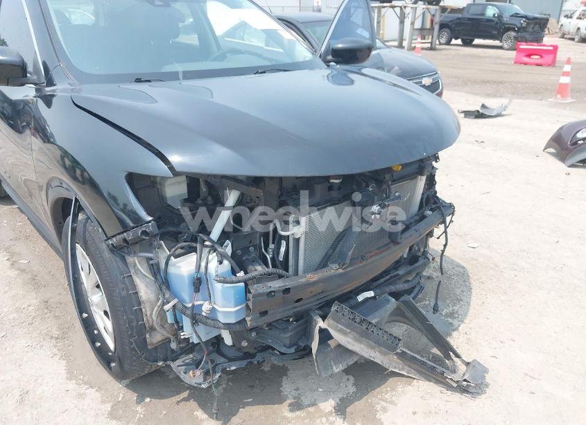 Photo 6 of 2019 Nissan Rogue S (VIN KNMAT2MV9KP518860)