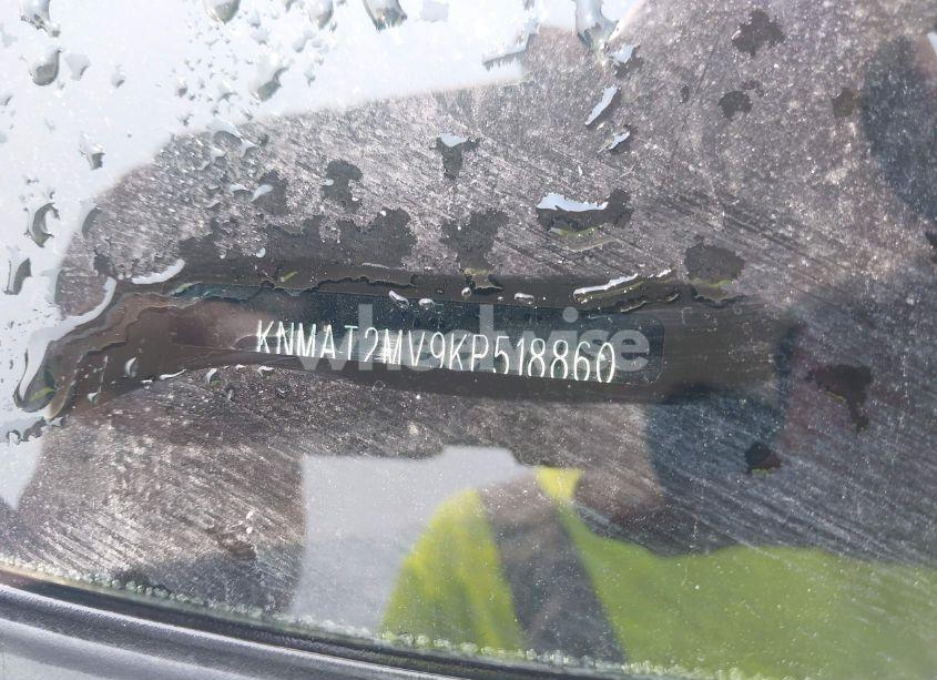 Photo 9 of 2019 Nissan Rogue S (VIN KNMAT2MV9KP518860)