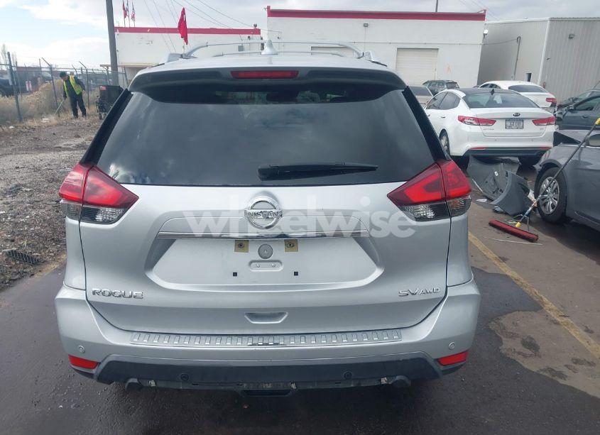 Photo 16 of 2019 Nissan Rogue SV (VIN KNMAT2MV9KP538364)