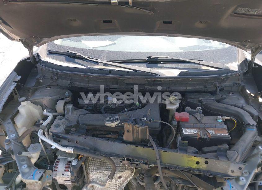 Photo 10 of 2015 Nissan Rogue SV (VIN KNMAT2MVXFP533891)