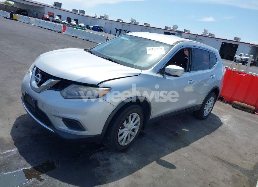 Photo 17 of 2015 Nissan Rogue S (VIN KNMAT2MVXFP586722)