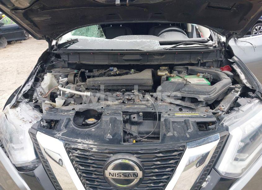 Photo 10 of 2018 Nissan Rogue SV (VIN KNMAT2MVXJP510555)