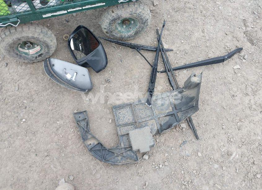 Photo 12 of 2018 Nissan Rogue SV (VIN KNMAT2MVXJP510555)